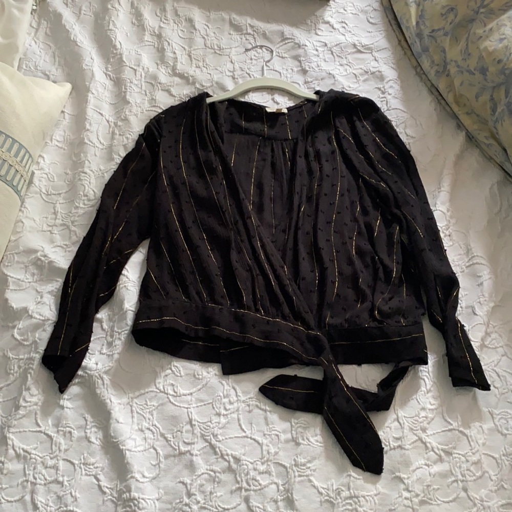 En Créme Women’s XS Tie Top Black with Gold